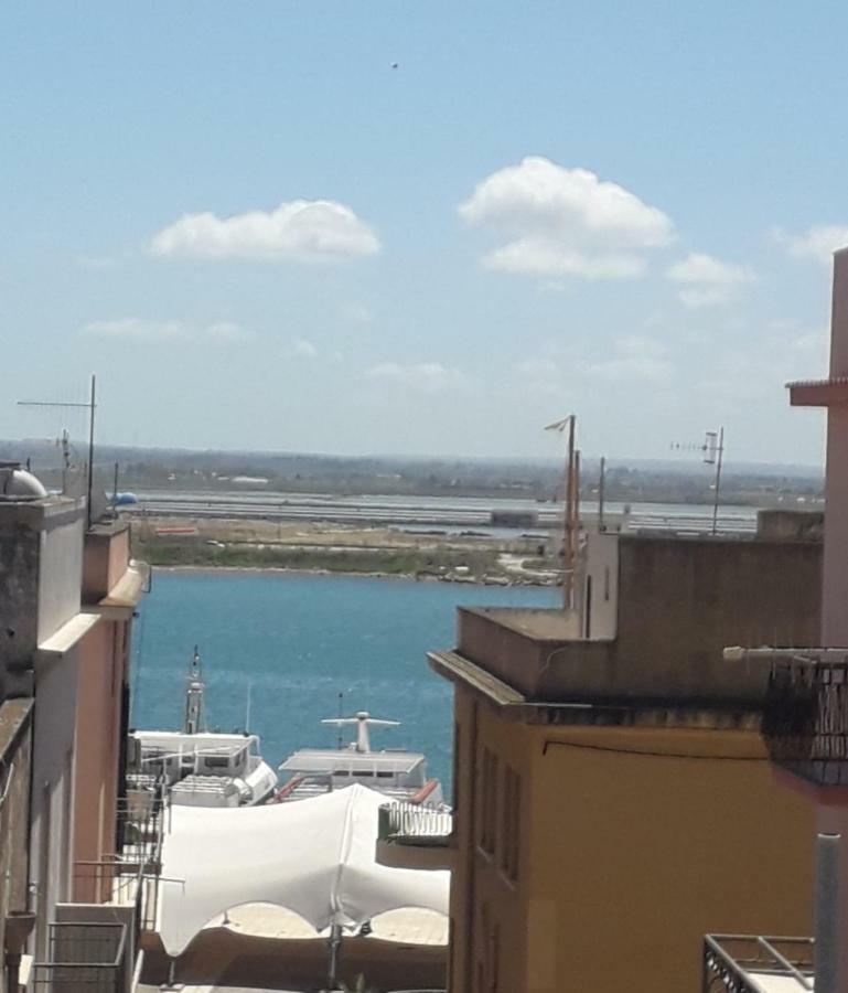 A Due Passi Dal Porto Trapani Exterior foto
